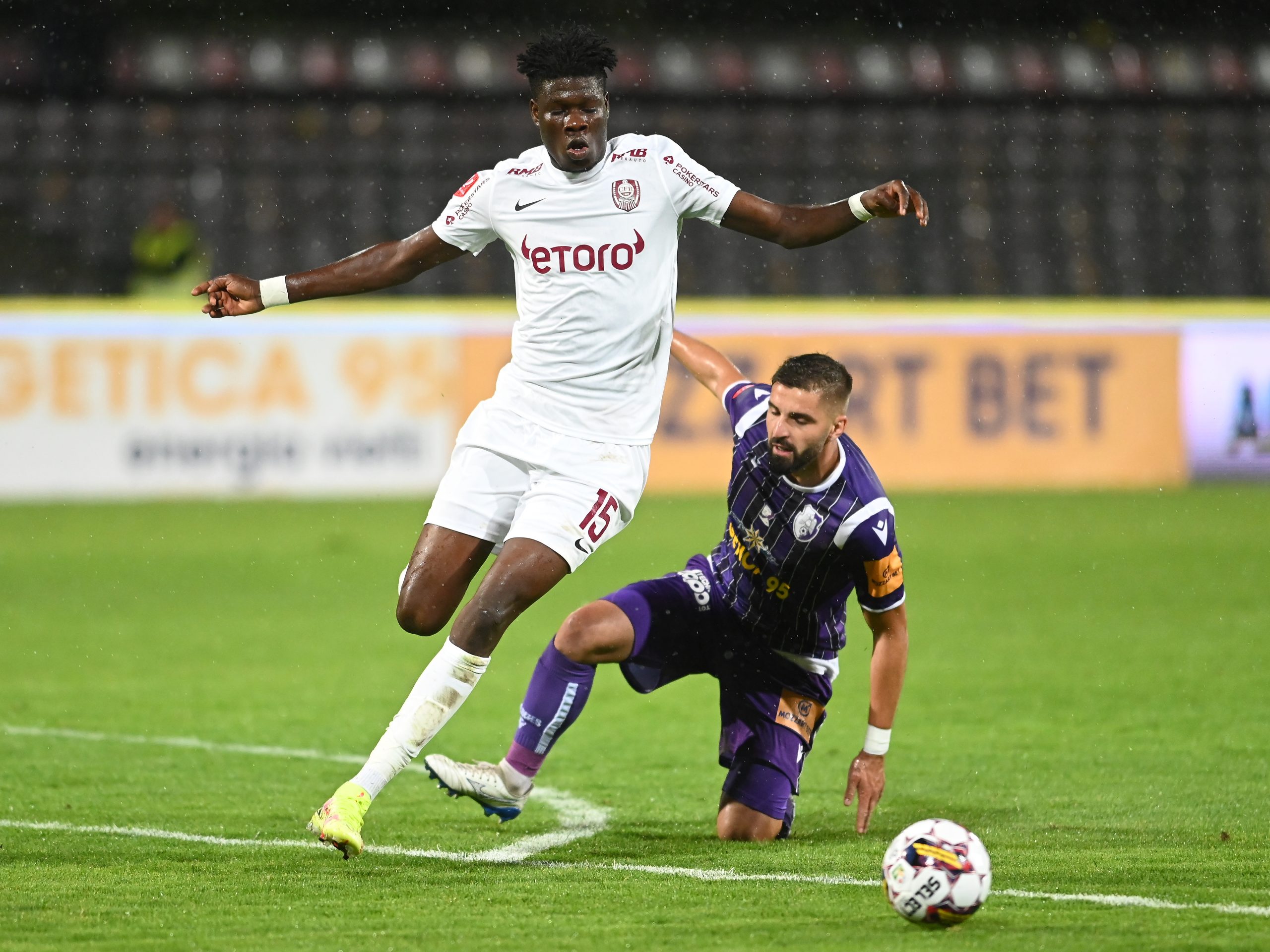 Dezam Gire La Cfr Cluj Dup Ce Transferul Lui Emmanuel Yeboah La Slavia