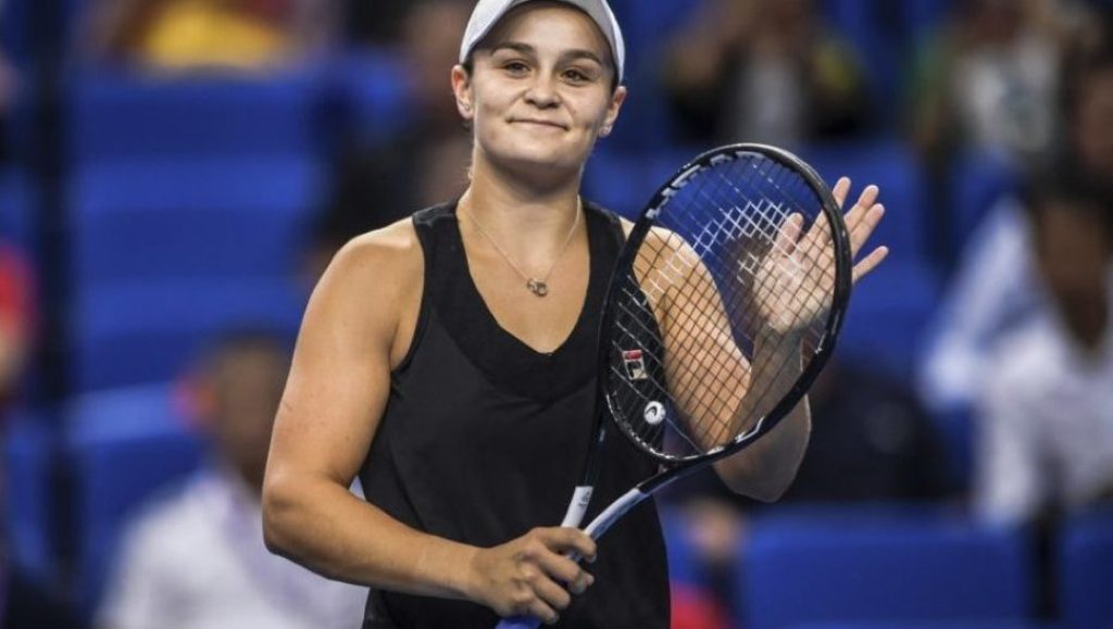 Încă o veste proastă pentru Simona Halep! A pierdut „duelul” la distanță cu Asleigh Barty