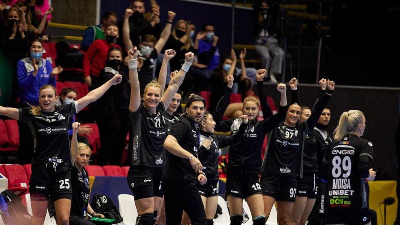 CSM București, aproape de Final Four-ul european. Antrenorul ”tigroaicelor”, înaintea de bătălia cu rusoaicele: ”Va fi un meci dur!”