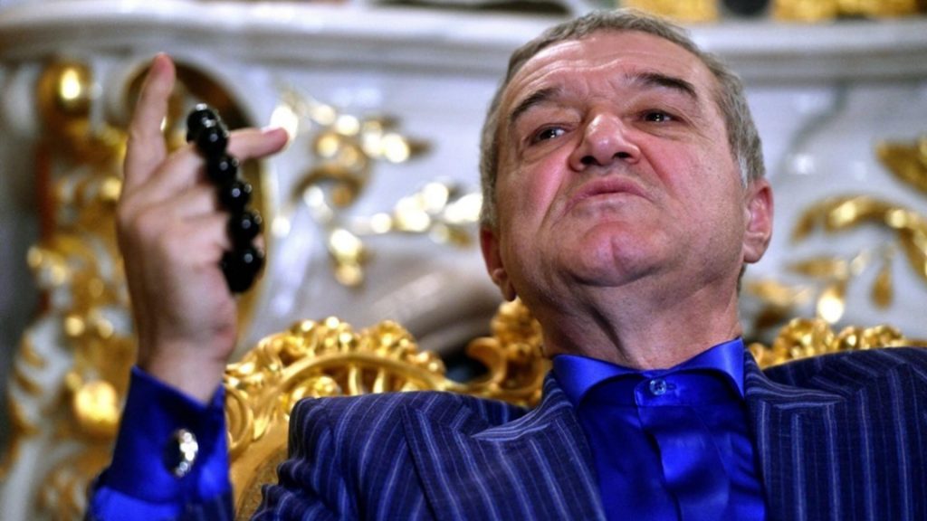 Becali i-a „furat” rivalei Dinamo doi jucatori de mare viitor