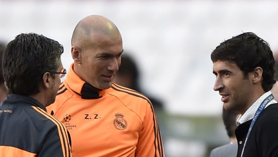 Zenedine Zidane Raul Gonzales Real Madrid