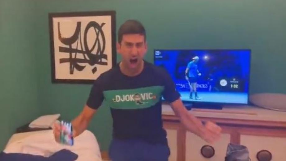 Video Nebunia Lui Novak Djokovic Dup Ce A V Zut Ce S A Nt Mplat N