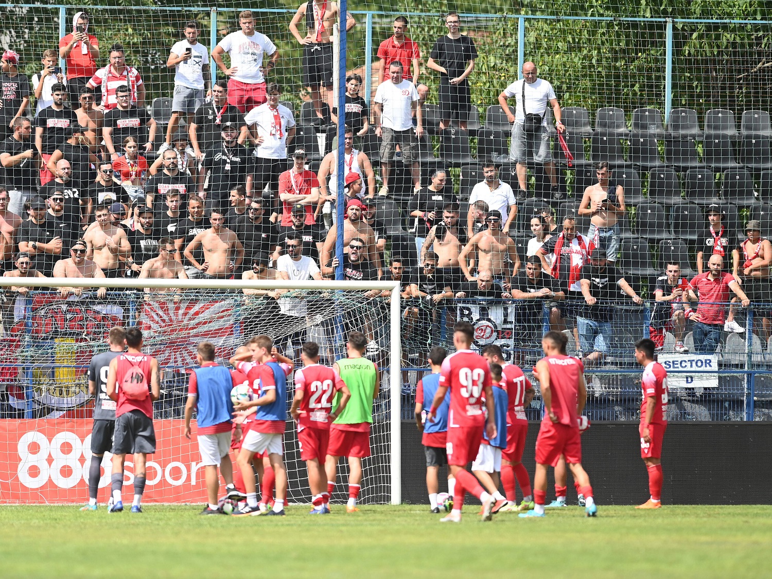  Burcă încearcă să o ducă pe Dinamo în play-off la sfârşitul sezonului regular , Copyright: xRazvanxPasarica/SPORTxPICTURESx