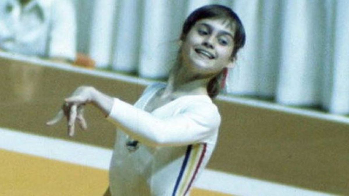 La 14 ani, Nadia Comăneci impresiona o lume întreagă cu performanţele de la JO Montreal 1976 