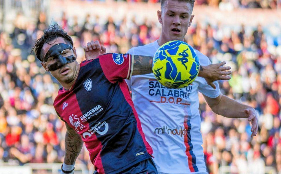 Cagliari a bătut-o pe Cosenza cu 2-0, în ultimul meci disputat în Serie B 