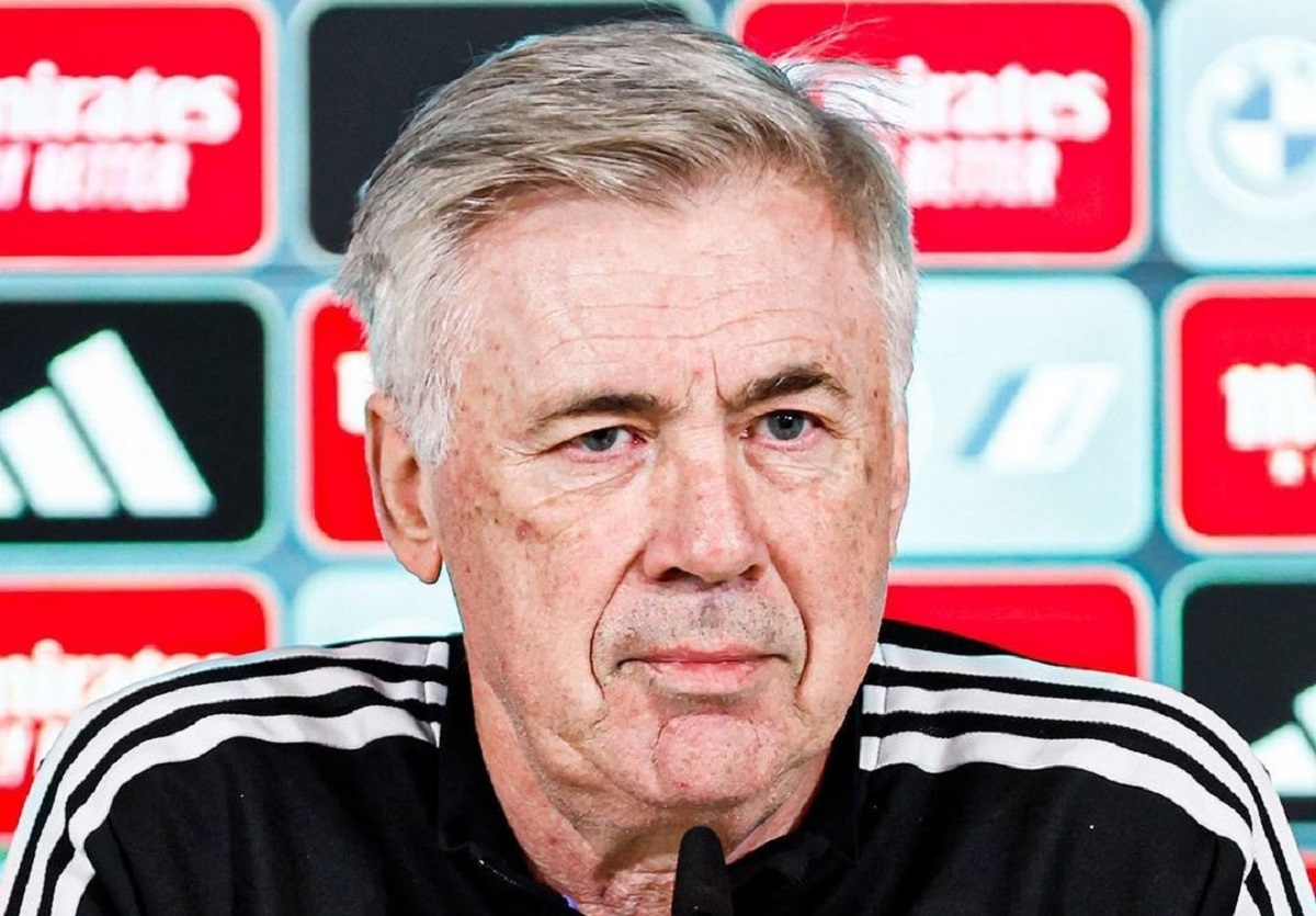 Playsport Real Madrid Gata S L Dea Afar Pe Carlo Ancelotti