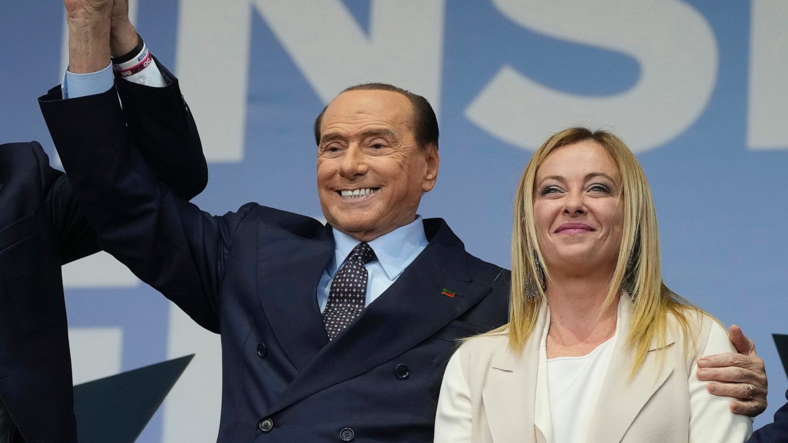 Silvio Berlusconi, alături de prmeierul Giorgia Meloni 