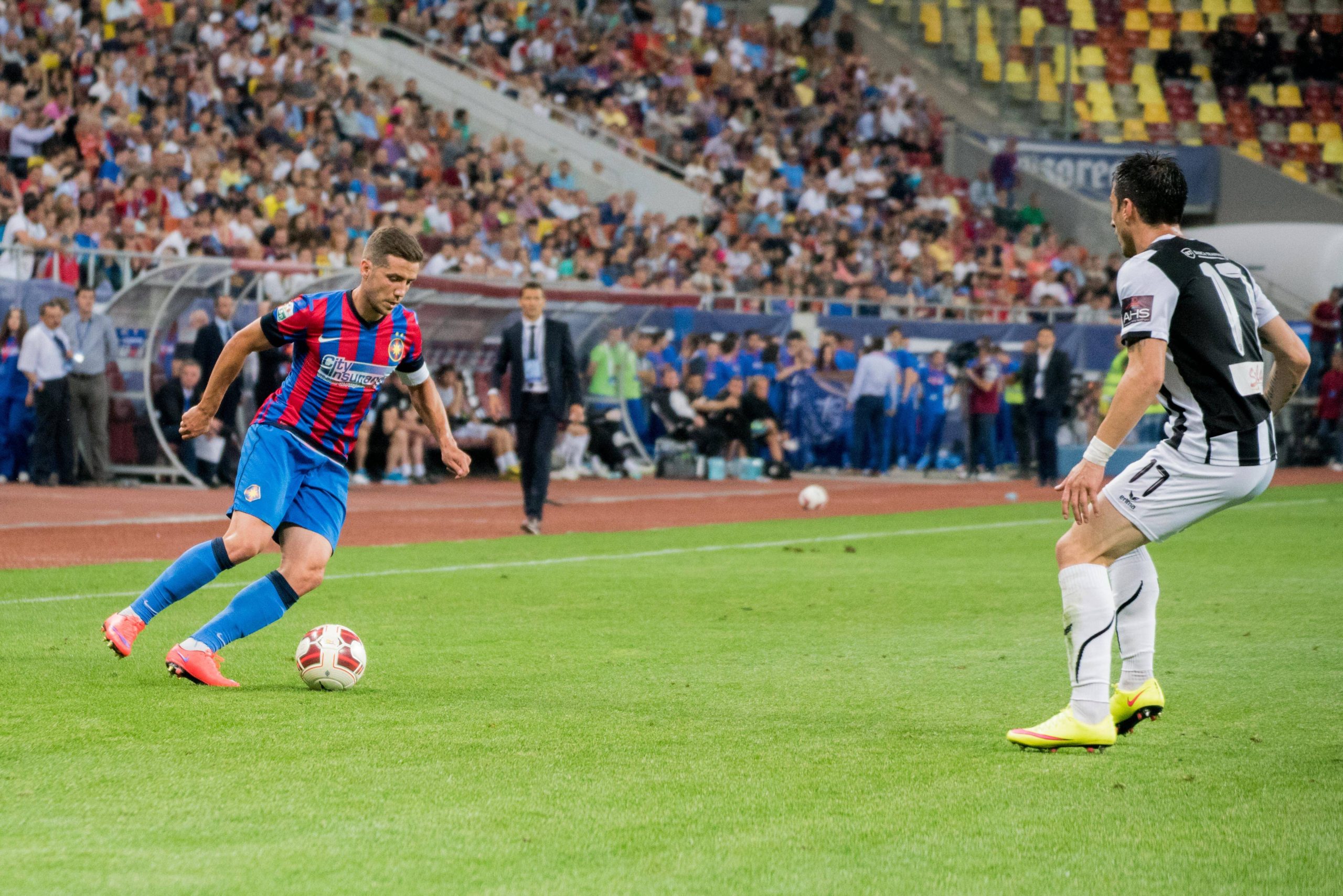 Chipciu, în triocul celor de la FCSB, Foto: Imago / Catalin Soare 