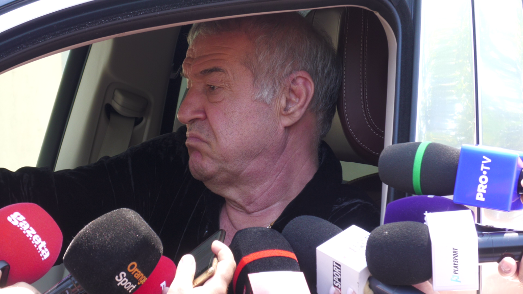 Playsport Gigi Becali E Disperat De Ce I A Fixat Lui Compagno Pre Ul De Transfer La Dou